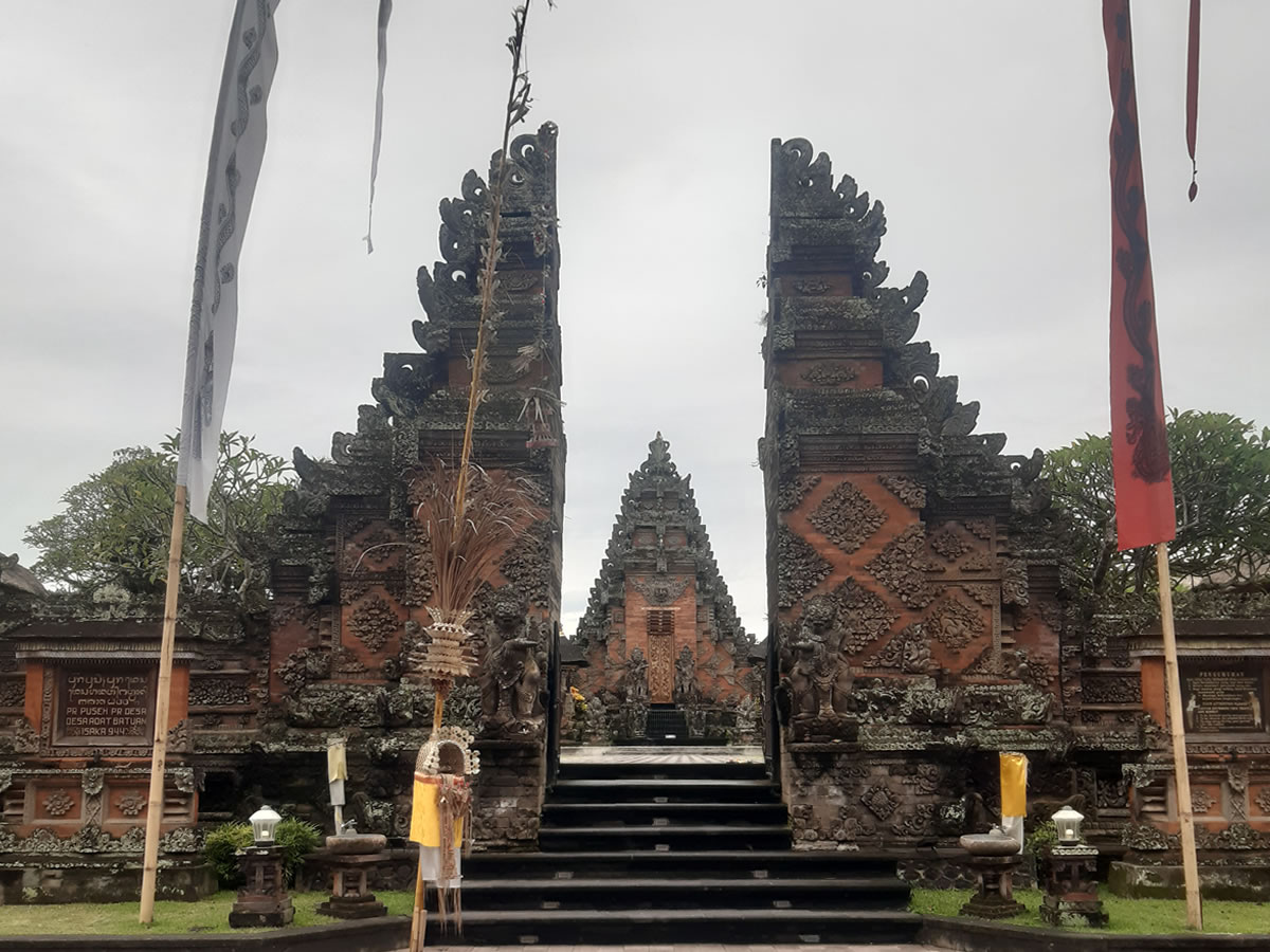 Puseh Batuan Temple