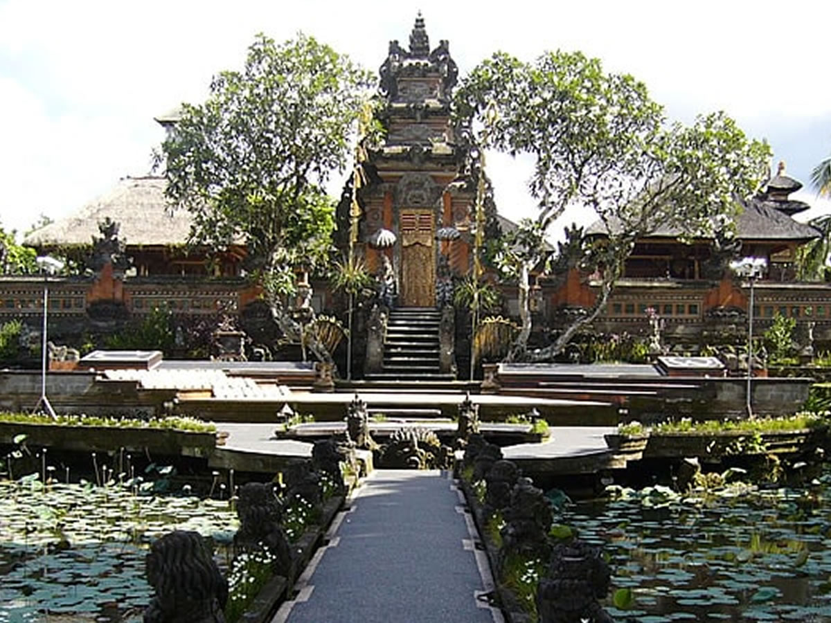 Sarasawati Temple Ubud