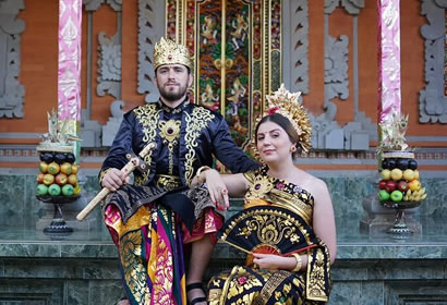 Balinese Dress Costume Photo